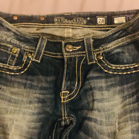 Jean - Picture 3 of 4